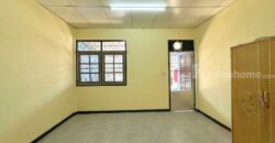 ขาย!! ทาวน์เฮาส์ 2 คูหา นิรันดร์ วิลล่า (หลังมุม, ถนนเมน) สุขุมวิท93 ซ.พึ่งมี50 แยก15 ใกล้รถไฟฟ้า BTS บางจาก 2.5 กม. เหมาะอยู่อาศัย ค้าขาย ทำออฟฟิศ : Niran Villa Sukhumvit93