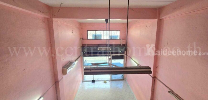 อาคารพาณิชย์ 3.5 ชั้น ซอยอยู่สุข 23 บางเมือง – สมุทรปราการ รีโนเวทแล้ว สภาพดี