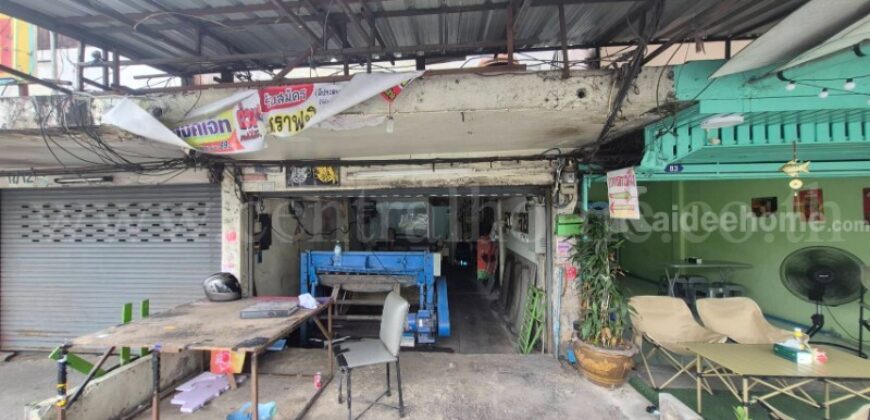 อาคารพาณิชย์ ติดถนน กรุงเทพ – นนทบุรี ทำเลดี ใกล้ MRT วงศ์สว่าง ราคาถูกมาก