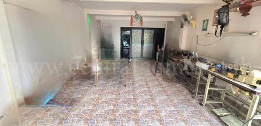 ตึกแถว 3 ชั้น บูรพาวิลล่า 12 ดอนเมือง