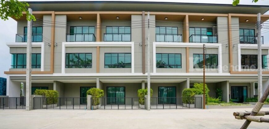 รหัสC7046 ให้เช่าทาวน์โฮม 3ชั้น โครงการPremium Place พรีเมี่ยมเพลส พหลโยธิน-รามอินทรา ถนนเทพรักษ์