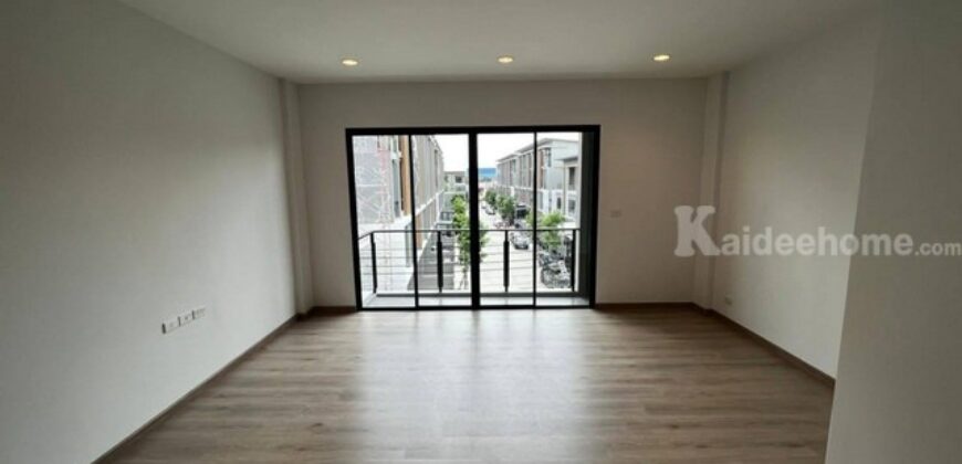 รหัสC7046 ให้เช่าทาวน์โฮม 3ชั้น โครงการPremium Place พรีเมี่ยมเพลส พหลโยธิน-รามอินทรา ถนนเทพรักษ์