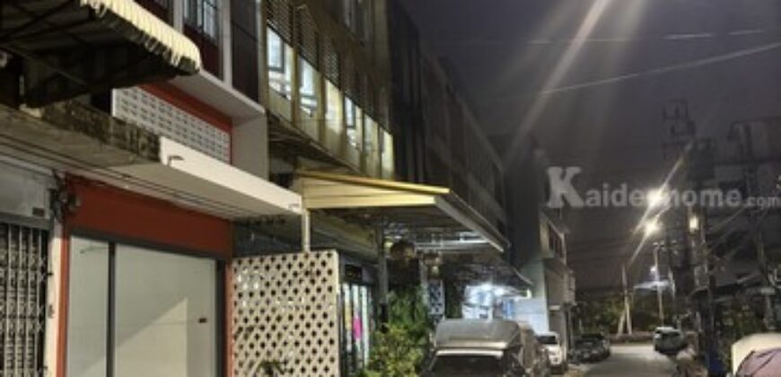 รหัสC7050 ให้เช่าอาคารพาณิชย์ 3.5ชั้น ย่านถนนเสรีไทย รีโนเวทใหม่พร้อมอยู่