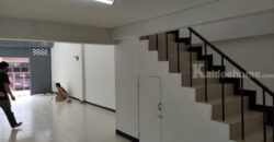 รหัสC7050 ให้เช่าอาคารพาณิชย์ 3.5ชั้น ย่านถนนเสรีไทย รีโนเวทใหม่พร้อมอยู่