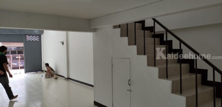 รหัสC7050 ให้เช่าอาคารพาณิชย์ 3.5ชั้น ย่านถนนเสรีไทย รีโนเวทใหม่พร้อมอยู่