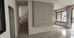 รหัส7052 ขาย ให้เช่าทาวน์โฮม 3ชั้น โครงการใหม่ Cherkoon สุขุมวิท 77 ย่านอ่อนนุช ศรีนครินทร์ ตกแต่งพร้อมอยู่