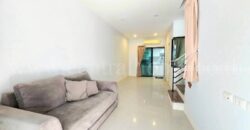 ทาวน์โฮม สิริ เพลส รังสิต เดินทางสะดวก ใกล้ทางด่วนบางพูน