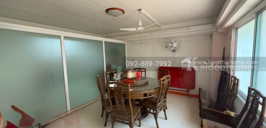 ขายตึกแถว 5 ชั้น หมู่บ้านอมรชัย2 ถนนพระราม2 ซอย34 มีทั้งหมด 4 คูหา พื้นที่ 80.4 ตรว. ราคาถูก ขายเพียง 16 ล้านบาท ใกล้เซ็นทรัล พระราม2