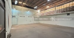 ขายที่ดิน ถนนลาดพร้าว80 ซอย22 พื้นที่ 100 ตารางวา พร้อมสิ่งปลูกสร้างบ้าน 2 ชั้น ขายเพียง 14 ล้านบาท ใกล้รถไฟฟ้าสายสีเหลือง สถานีลาดพร้าว71