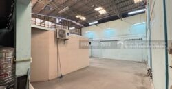 ขายที่ดิน ถนนลาดพร้าว80 ซอย22 พื้นที่ 100 ตารางวา พร้อมสิ่งปลูกสร้างบ้าน 2 ชั้น ขายเพียง 14 ล้านบาท ใกล้รถไฟฟ้าสายสีเหลือง สถานีลาดพร้าว71