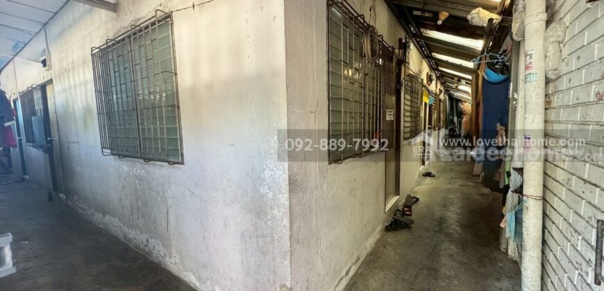 ขายที่ดิน ถนนลาดพร้าว80 ซอย22 พื้นที่ 100 ตารางวา พร้อมสิ่งปลูกสร้างบ้าน 2 ชั้น ขายเพียง 14 ล้านบาท ใกล้รถไฟฟ้าสายสีเหลือง สถานีลาดพร้าว71