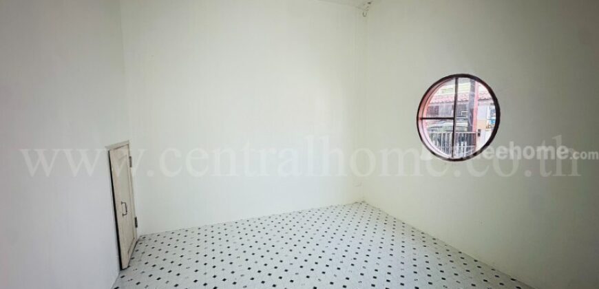 ทาวน์เฮ้าส์ พฤกษา 49/2 บางใหญ่ – แก้วอินทร์ หลังมุม