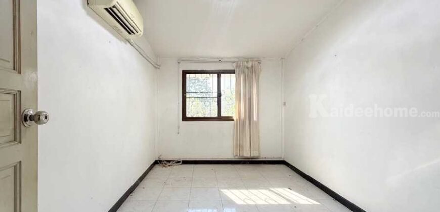 ขาย!! ทาวน์เฮ้าส์ หมู่บ้านนำโชค เพชรเกษม58 ( ขนาด 27 ตร.ว.) พุทธมณฑลสาย1 ภาษีเจริญ ใกล้รถไฟฟ้าสายสีน้ำเงิน และซีคอน บางแค : Namchok Thanon Phet Kasem 58