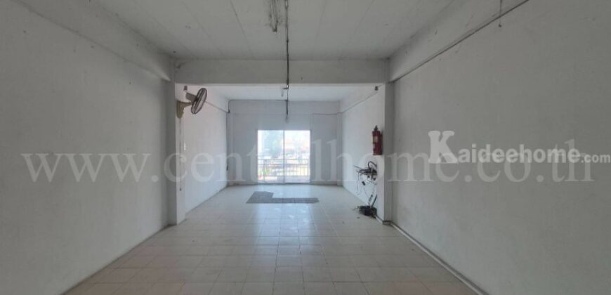 อาคารพาณิชย์ ติดถนน พระองค์เจ้าสาย – คลอง 4 ลำลูกกา ราคาถูก