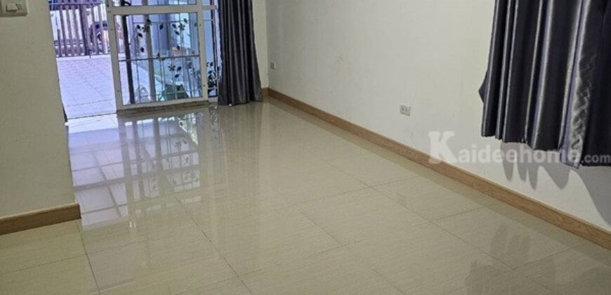 ขายด่วน บ้านทาวเฮ้าส์ หมู่บ้านศิวาลัย บางสมัคร บางปะกง ฉะเชิงเทรา สภาพใหม่ เนื้อที่ 42 ตรว. โทร 0632359638