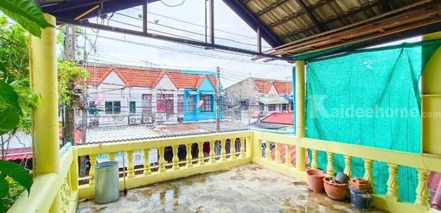 ขายถูกมาก!! ทาวน์เฮ้าส์ 2 ชั้น หมู่บ้านอยู่เจริญ เสมาฟ้าคราม (ขนาด 18 ตร.ว.) ลำลูกกาคลอง2 คูคต ปทุมธานี : Yu Charoen (Fah Kram) Lam Luk Ka Khlong 2