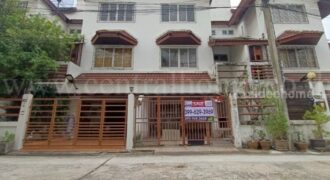 ทาวน์โฮม 3 ชั้น ซอย ติวานนท์ 40 ใกล้ MRT สนามบินน้ำ