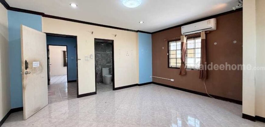 ขาย!! บ้านเดี่ยว พัชรวิลล์2 ถนนพุทธมณฑลสาย4 ( ขนาด 84 ตร.ว. ) ซ.กระทุ่มล้ม 27 สามพราน นครปฐม : Phatchara Ville 2