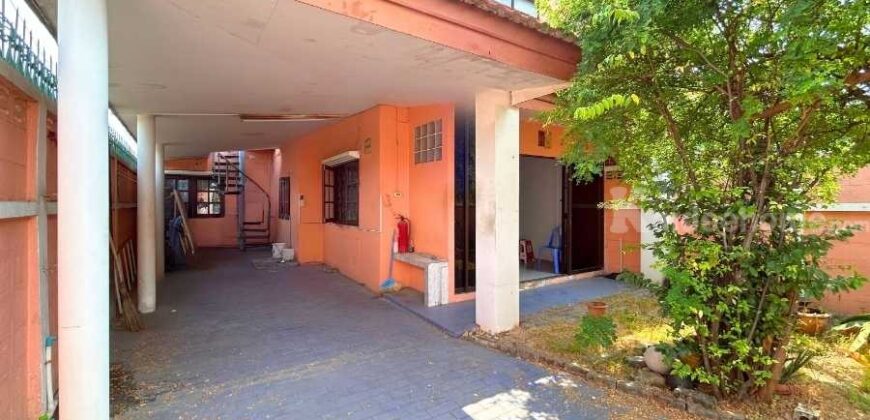 ขายถูกมาก!!! หมู่บ้านหลักสี่แลนด์ ซ.โกสุมรวมใจ 39 (ขนาด 37 ตร.ว.) ใกล้สนามบินดอนเมือง รร.นานาชาติฮาร์โรว์ : Lak Si Land