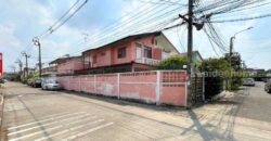 ขายถูกมาก!!! หมู่บ้านหลักสี่แลนด์ ซ.โกสุมรวมใจ 39 (ขนาด 37 ตร.ว.) ใกล้สนามบินดอนเมือง รร.นานาชาติฮาร์โรว์ : Lak Si Land