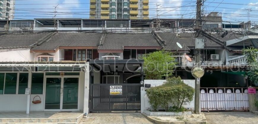 ทาวน์เฮ้าส์ เมืองทองธานี โครงการ 5 ถนน บอนด์สตรีท แจ้งวัฒนะ