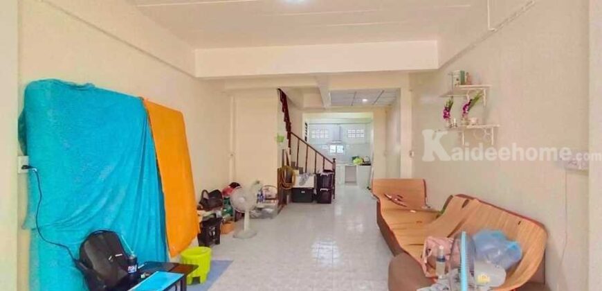 ขายถูกมาก!! ทาวน์เฮ้าส์ 2 ชั้น หมู่บ้านอยู่เจริญ เสมาฟ้าคราม (ขนาด 18 ตร.ว.) ลำลูกกาคลอง2 คูคต ปทุมธานี : Yu Charoen (Fah Kram) Lam Luk Ka Khlong 2