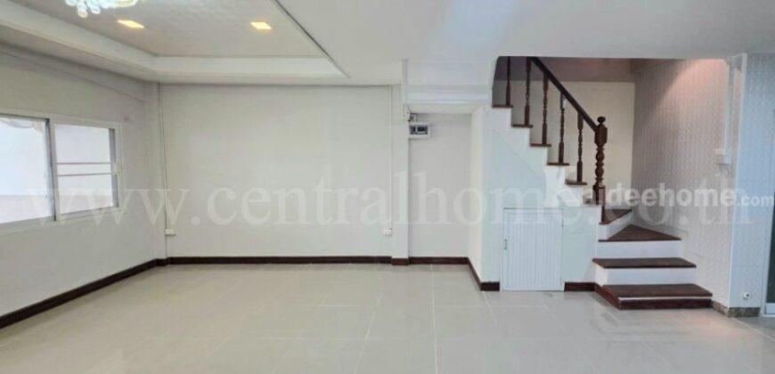 ทาวน์โฮม สวีท โฮมปาร์ค – บางบัวทอง รีโนเวทใหม่ ราคาถูก