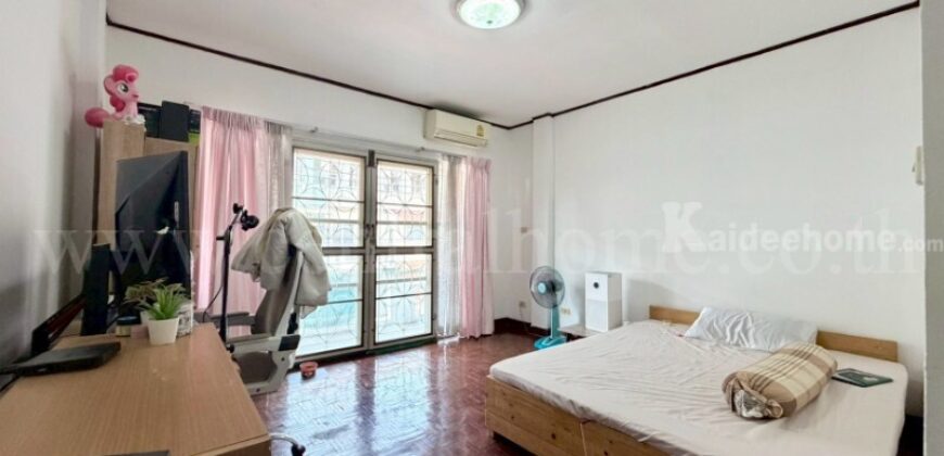 ทาวน์โฮม 3 ชั้น หมู่บ้าน เพลินวิภา รามอินทรา 40