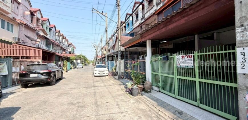 ทาวน์โฮม 3 ชั้น หมู่บ้าน เพลินวิภา รามอินทรา 40