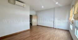 ทาวน์เฮ้าส์ 3 ชั้น บ้านกลางเมือง ลูเซิร์น สุขุมวิท ถูกที่สุดในโครงการ