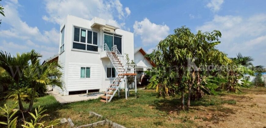 บ้านเดี่ยว 2 หลัง พร้อมที่ดิน 1 ไร่ 55.4 ตารางวา เกาะโพธิ์ นครนายก