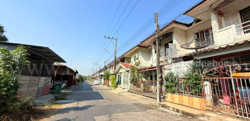 ทาวน์เฮ้าส์ หมู่บ้านพรธิสาร 5 รังสิตคลอง 7