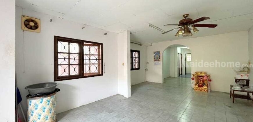 ขายถูกมาก!!! หมู่บ้านหลักสี่แลนด์ ซ.โกสุมรวมใจ 39 (ขนาด 37 ตร.ว.) ใกล้สนามบินดอนเมือง รร.นานาชาติฮาร์โรว์ : Lak Si Land