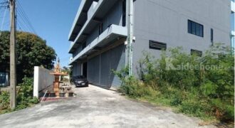 รหัสC7060 ให้เช่าอาคารพาณิชย์ 3ชั้น 5คูหา พร้อมห้องพัก 12 ห้อง ถนนนวมินทร์ ใกล้ถนนเสรีไทย ใกล้เดอะมอลล์บางกะปิ