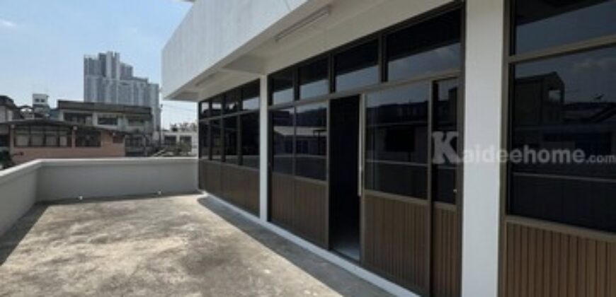 รหัสC7064 ให้เช่าอาคารสำนักงาน 3ชั้น เนื้อที่เกือบ 1ไร่ พร้อมที่พักอาศัย ย่านถนนจันทร์ ใกล้สาทร สีลม เจริญกรุง