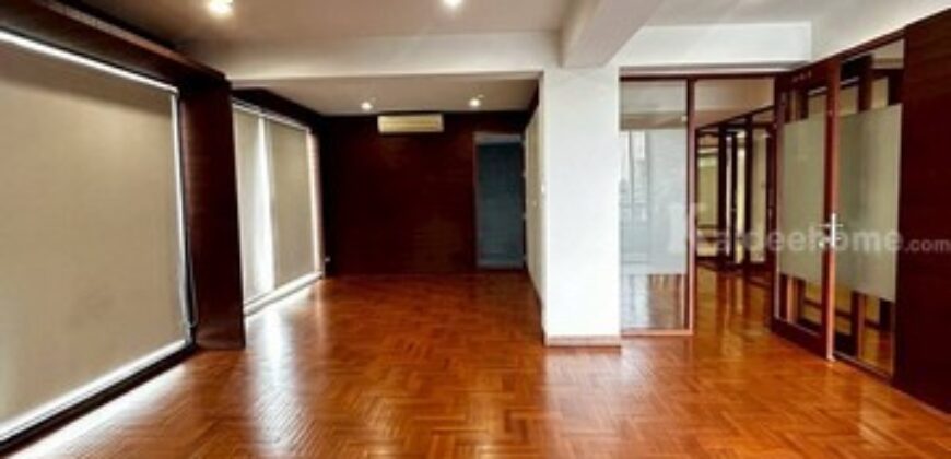 รหัสC7066 ให้เช่าอาคารพาณิชย์ 4ชั้น ย่านถนนกิ่งแก้ว บางนา เหมาะทำโชว์รูม สำนักงาน ที่จอดรถมีหลายคัน