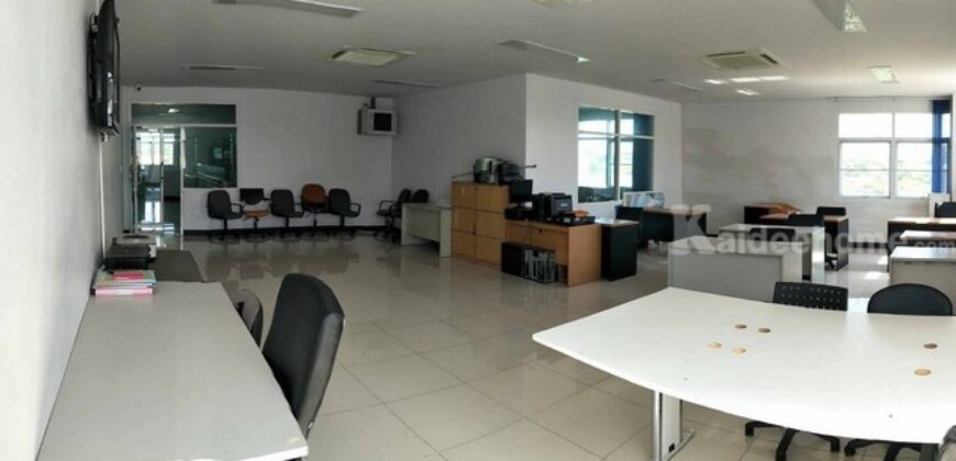 รหัสC7069 ให้เช่าอาคารสำนักงาน 3ชั้นขนาดใหญ่ ที่จอดรถ 65 คัน ย่านถนนเสรีไทย ใกล้เดอะมอลล์บางกะปิ