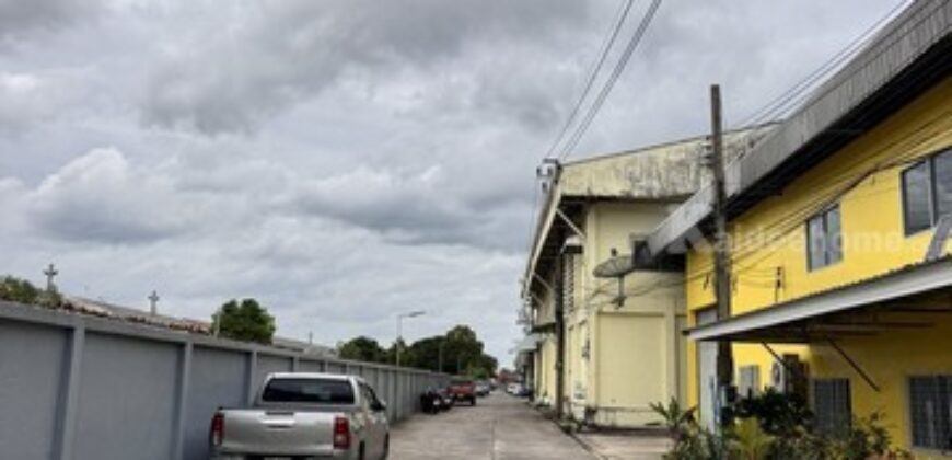 รหัสC7073 ให้เช่าโกดัง ขนาด 400 ตารางเมตร ย่านถนนเทพารักษ์ กม.26 ใกล้ทางออกถนนบางนา-ตราด ใกล้ทางด่วน