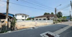 ขายที่ดิน ประชาอุทิศ90 แยก1-7 ซอยชุมชนคลองเก้าห้อง พื้นที่ 54 ตรว. แปลงสวย ขายเพียง 2.09 ล้านบาทเท่านั้น ใกล้ตลาดประชาอุทิศ90
