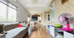 ทาวน์โฮม โกลเด้น ทาวน์ พระราม 2 หลังริม