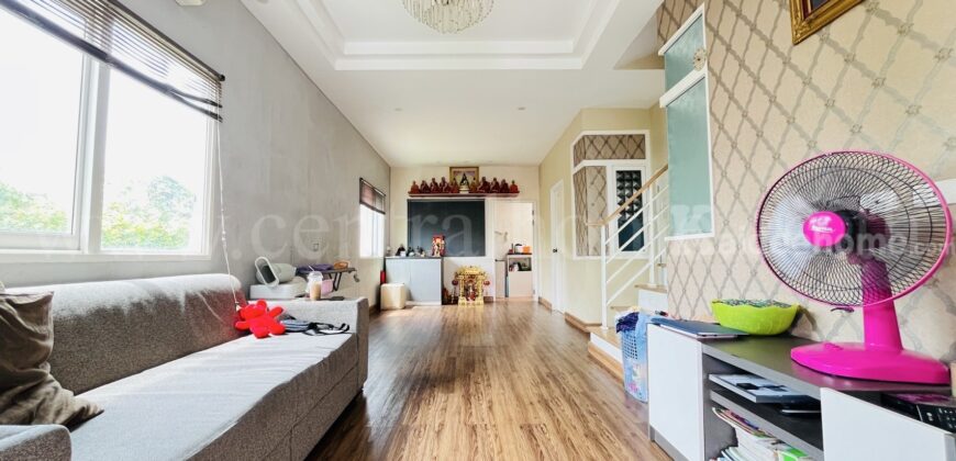 ทาวน์โฮม โกลเด้น ทาวน์ พระราม 2 หลังริม