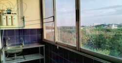 ขายด่วน คอนโด กรีนเพลส รอยัล พาร์ค ทำเลหน้าโรงเรียน ขนาด 31 ตรม.ชั้น 4 ห้องเย็นอยู่สบาย โทร 099-1961001