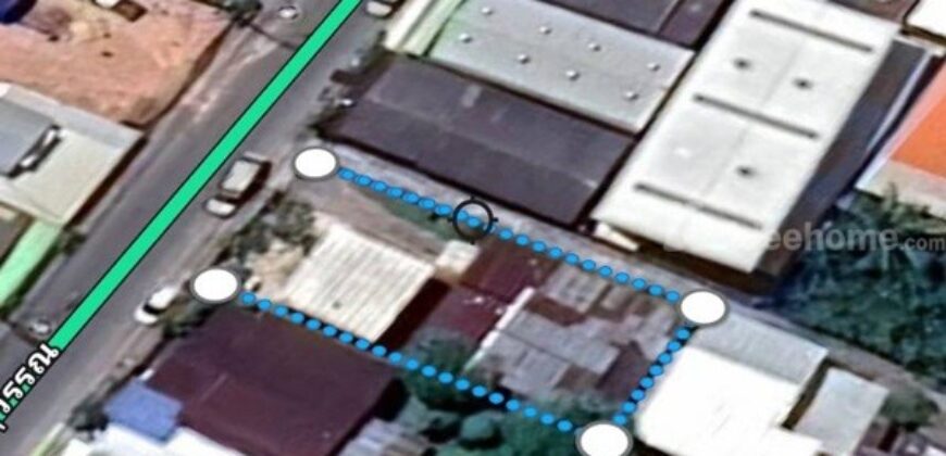 ขายที่ดินราคาถูก พร้อมบ้าน 2 ชั้น 101 ตร.ว. เมืองร้อยเอ็ด ทำเลดีเข้าออกสะดวก ใกล้แหล่งชุมชน และสถานที่สำคัญ โทร 063-2825635