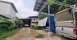ขายที่ดินราคาถูก พร้อมบ้าน 2 ชั้น 101 ตร.ว. เมืองร้อยเอ็ด ทำเลดีเข้าออกสะดวก ใกล้แหล่งชุมชน และสถานที่สำคัญ โทร 063-2825635