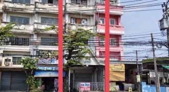 ขายอาคารพาณิชย์ ปากซอยประชาอุทิศ 127 ใกล้บิ๊กซี ติดถนนใหญ่ ทำเลศักยภาพสูง โทร 063-365-9464