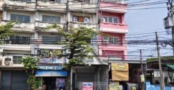 ขายอาคารพาณิชย์ ปากซอยประชาอุทิศ 127 ใกล้บิ๊กซี ติดถนนใหญ่ ทำเลศักยภาพสูง โทร 063-365-9464