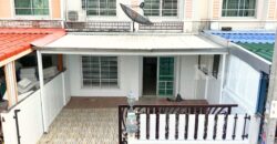 ขายทาวน์เฮ้าส์ สินทวี เทียนทะเล รีโนเวทใหม่ 24 ตารางวา ราคาถูกที่สุด