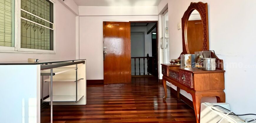 ขายบ้านเดี่ยว อมรพันธ์ สวนสยาม หลังเดียวที่ขายที่มีเนื้อที่ 64 ตร.ว. เยื้องสโมสรหมู่บ้าน
