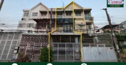 ทาวน์เฮ้าส์ 3 ชั้น สุขุมวิท 103 ซอยอุดมสุข 21 ราคาถูก ใกล้ BTS อุดมสุข