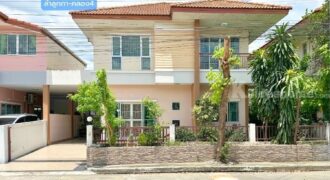 ขาย!! บ้านแฝด พนาสนธิ์วิลล่า ลำลูกกา-คลอง4 (42 ตร.ว.) ถนนพระองค์เจ้าสาย คลองสี่ ปทุมธานี ใกล้ตลาดกลาง ลาดสวาย เพียง 300 เมตร